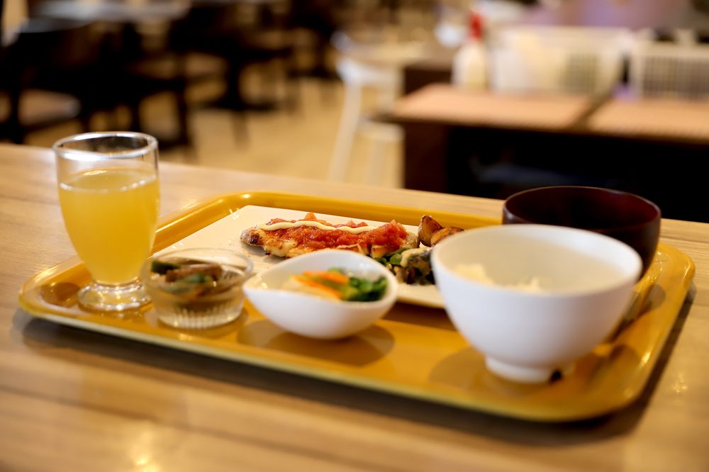 食堂の料理